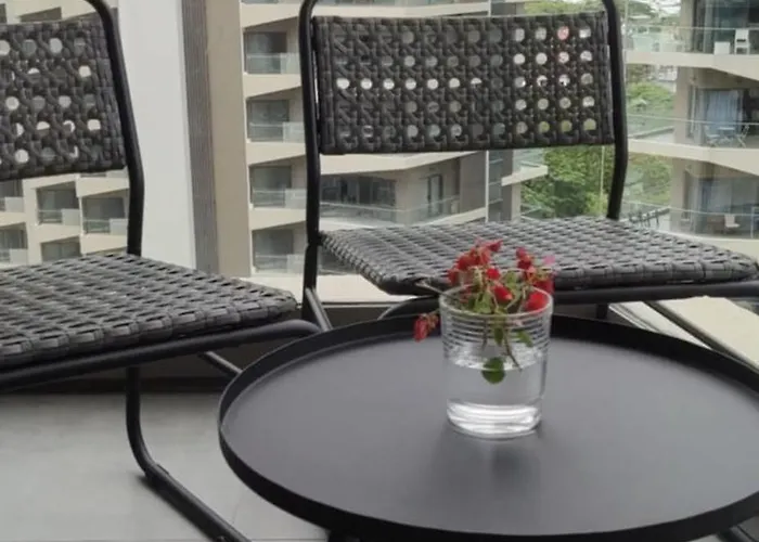 Deluxe Ocean View In Tambuli Seaside & Only 1 Residential Pool Is Free To Use Apartment