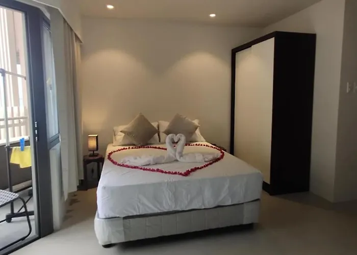 Deluxe Ocean View In Tambuli Seaside & Only 1 Residential Pool Is Free To Use Lapu-Lapu City
