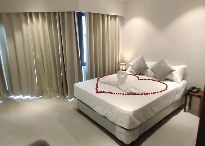 Deluxe Ocean View In Tambuli Seaside & Only 1 Residential Pool Is Free To Use * Lapu-Lapu City